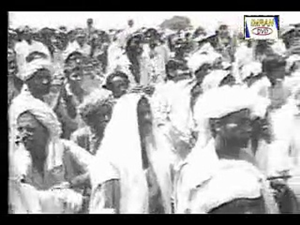 tu nay hameyn azadi k duniya hoi heran - Bedari _ Tune.pk