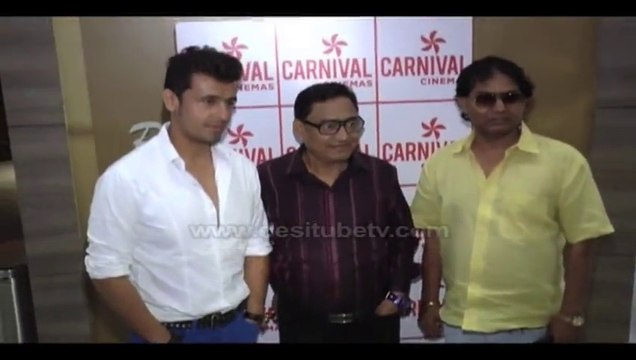 Popular Bollywood playback singer Sonu Nigam launched father Agam Kumar Nigam's 6th album 'Phir Se Bewafaai'