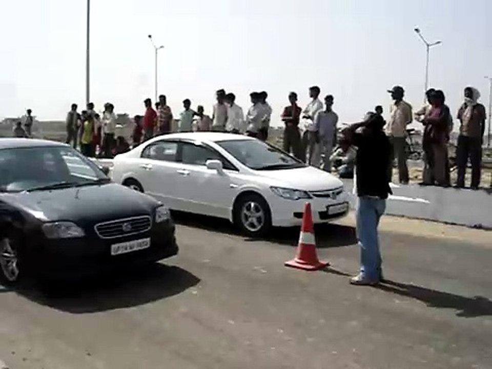 baleno vs civic