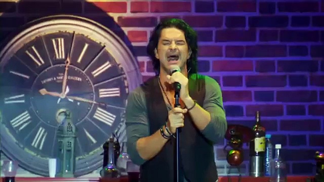 09 Meadley Dime Que No  Cuando  Como Duele Ricardo Arjona Metamorfosis en vivo HD