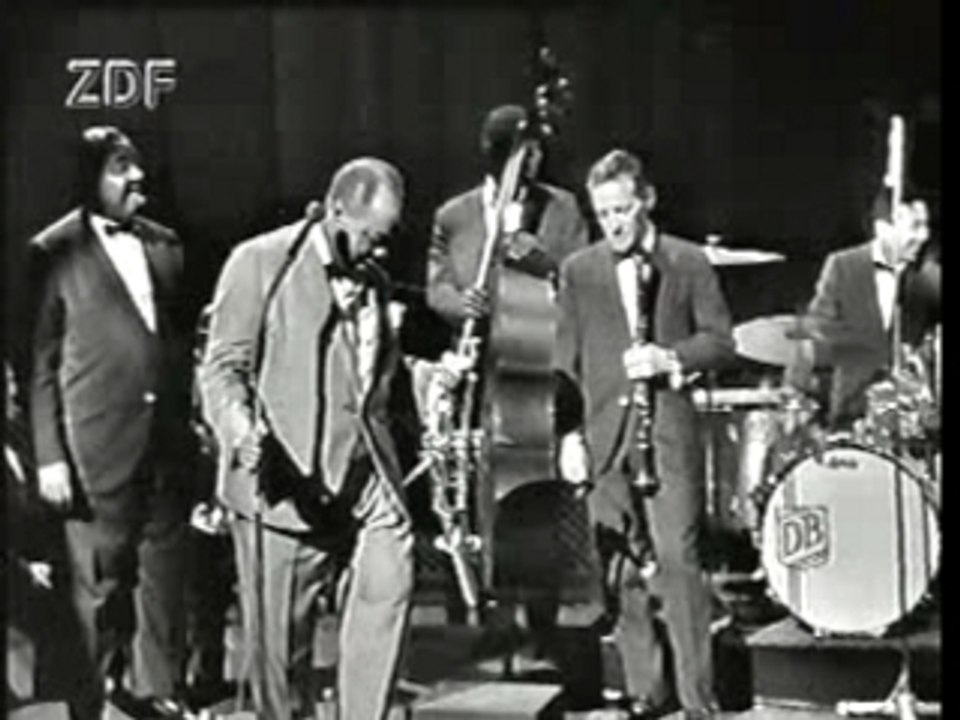 Louis Armstrong - Hello Dolly