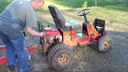 Off Road Yazoo Lawn Mower Pulling my BIG Trailer