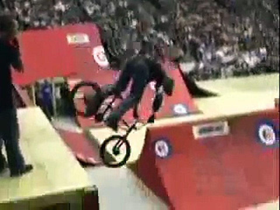 caidas bmx