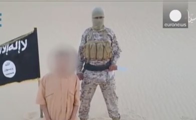 L'exécution présumée de l'otage croate à travers nos télés, en 42 secondes