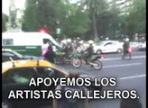 CHILE represion de carabineros policia a mimo