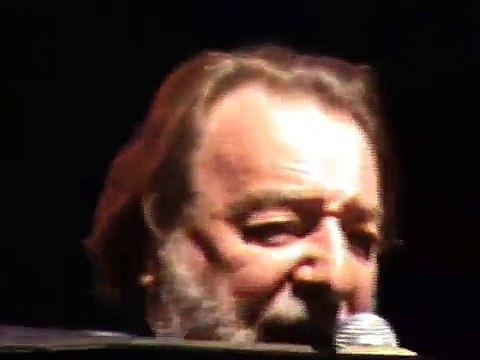 PATRICIO MANNS Arriba en la Cordillera