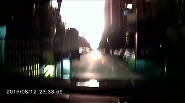 Un automobiliste chinois filme les explosions de Tianjin depuis sa voiture