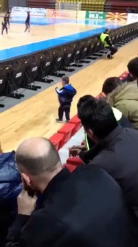 Hilarious kid busts out epic dance moves