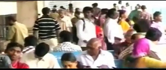 Nee yamma.. Lanja koduka..- TRS MLA KTR banda boothulu on police officer