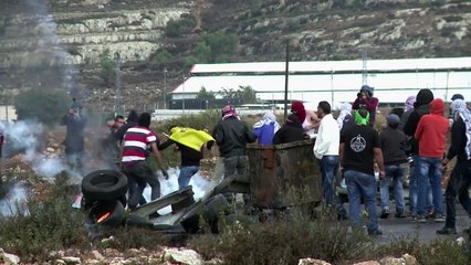New clashes erupt at checkpoint near Ramallah