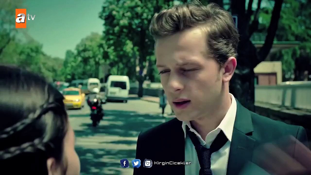 Kırgın Çiçekler 2.Bölüm - Çok mutsuz, çok öfkeli, çok yalnızım!
