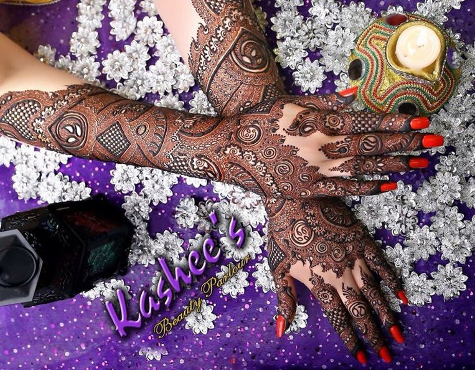 Beautiful Mughal Art Mehndi Design
