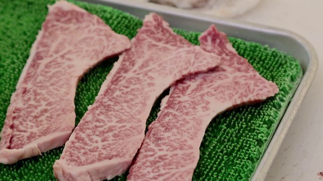 STEAK (R)EVOLUTION • Alla ricerca della bistecca più buona del mondo – Clip 2