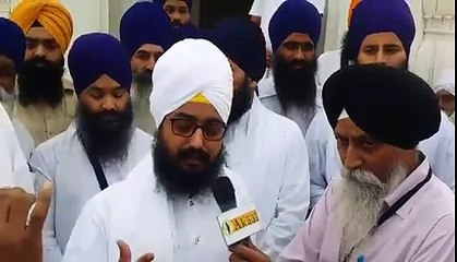 Police  stopped peacefully marching Sikh Parcharaks  (2)