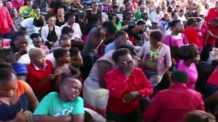 Podados pela religião