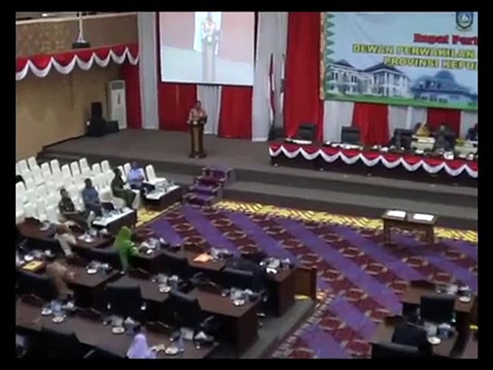 Sidang Paripurna Sahkan  APBD-P Kepri Rp. 2,9 Miliar
