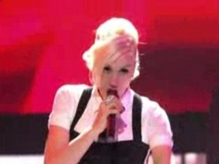 Gwen Stefani - The Sweet Escape (Live)
