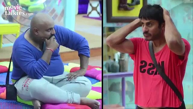 FIGHT Between Mandana Karimi& Rochelle Rao- Bigg Boss 9 In Episode 3