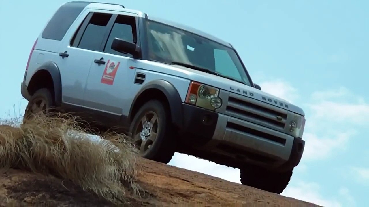 Land Rover Discovery 3 / LR3 extreme hill descent