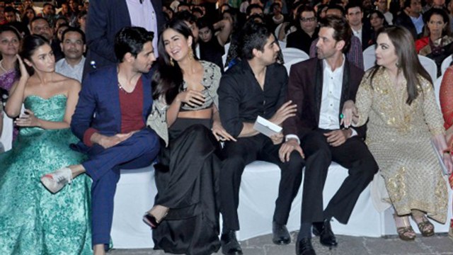 Katrina Kaif, Alia Bhatt, Sidharth Malhotra Dazzle At MAMI 2015 RED CARPET (UNCUT)