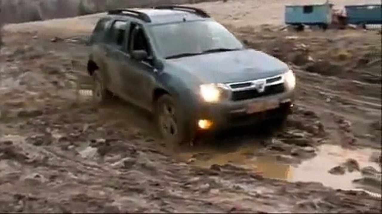 Dacia Duster Test - 4x4 SUV off road drive
