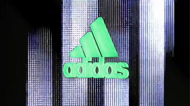 Jouez devant 50 000 spectateurs grâce à Adidas et Zidane !