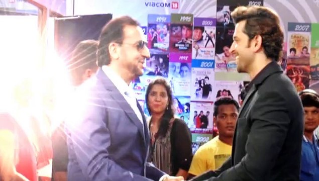 WHAT SHAHRUKH, HRITHIK, JACKIE, ANIL, ANUPAM & SAIF HAVE TO SAY ABOUT GULSHAN GROVER