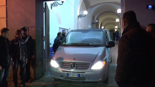 Aversa (CE) - Crolla solaio, muore operaio 41enne (29.10.15)