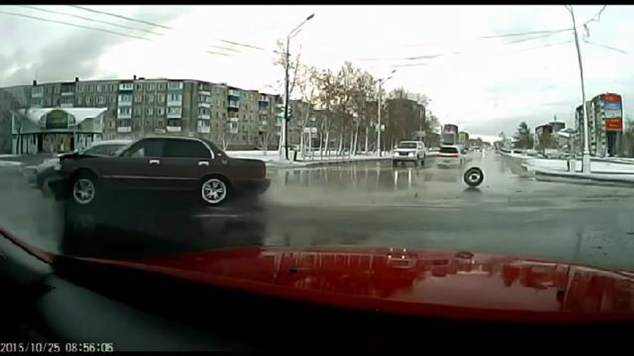 Car crashes compilation # 264 / Compilation d'accident de voiture n°264 / Octobre 2015