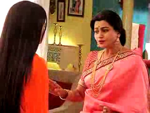 Dhruv ke Bad room main Jaanbuch kar Thapki ko Bheja uuski saas ne jis se Bihaan hua Thpki par Gussa - 30 october 2015 - Thapki Pyaar Ki