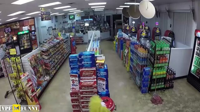 Best Funny Prank Scary - Funny Videos Pranks 2015 Scary Try not to laugh challenge