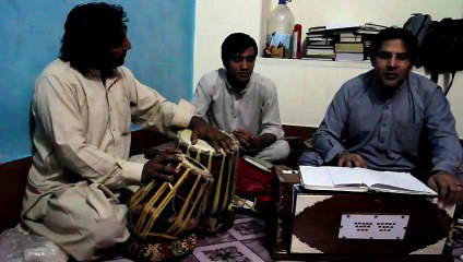 Karan khan nice song - pashto tapay tang takor program