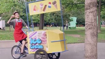 The Girl With 4 Legs Prank