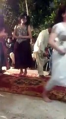 Pakistani Beautiful Girl Home Made Mujra