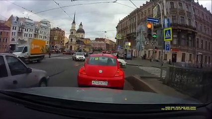 Don't mess with people driving Beetles (1)