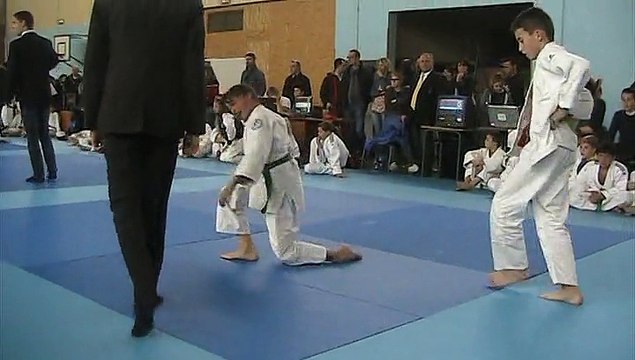 Noa au Tournoi Régional Benjamin de Chateauponsac - Octobre 2015 - Poule
