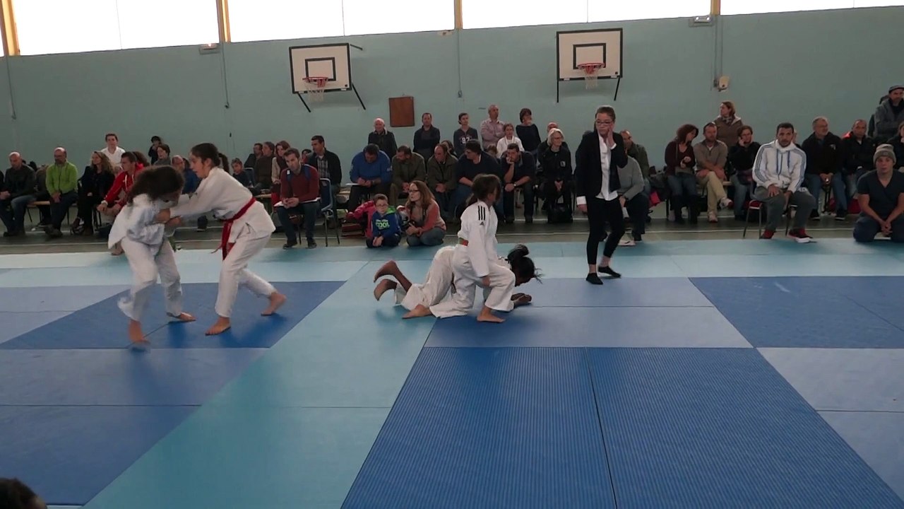 Claire au Tournoi Régional Benjamin de Chateauponsac - Octobre 2015 - Demi Finale