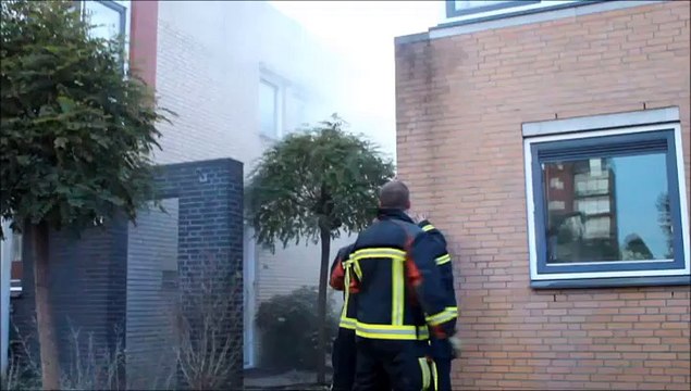 Sauna in brand bij woning Stad - RTV Noord