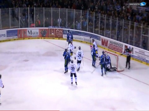 Straubing Tigers Vs. Eisbaren Berlin