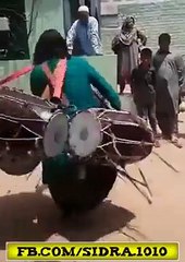 Kya dholl bajaya hay bhai sahib nay - punjabi bhangra dholl dhamal