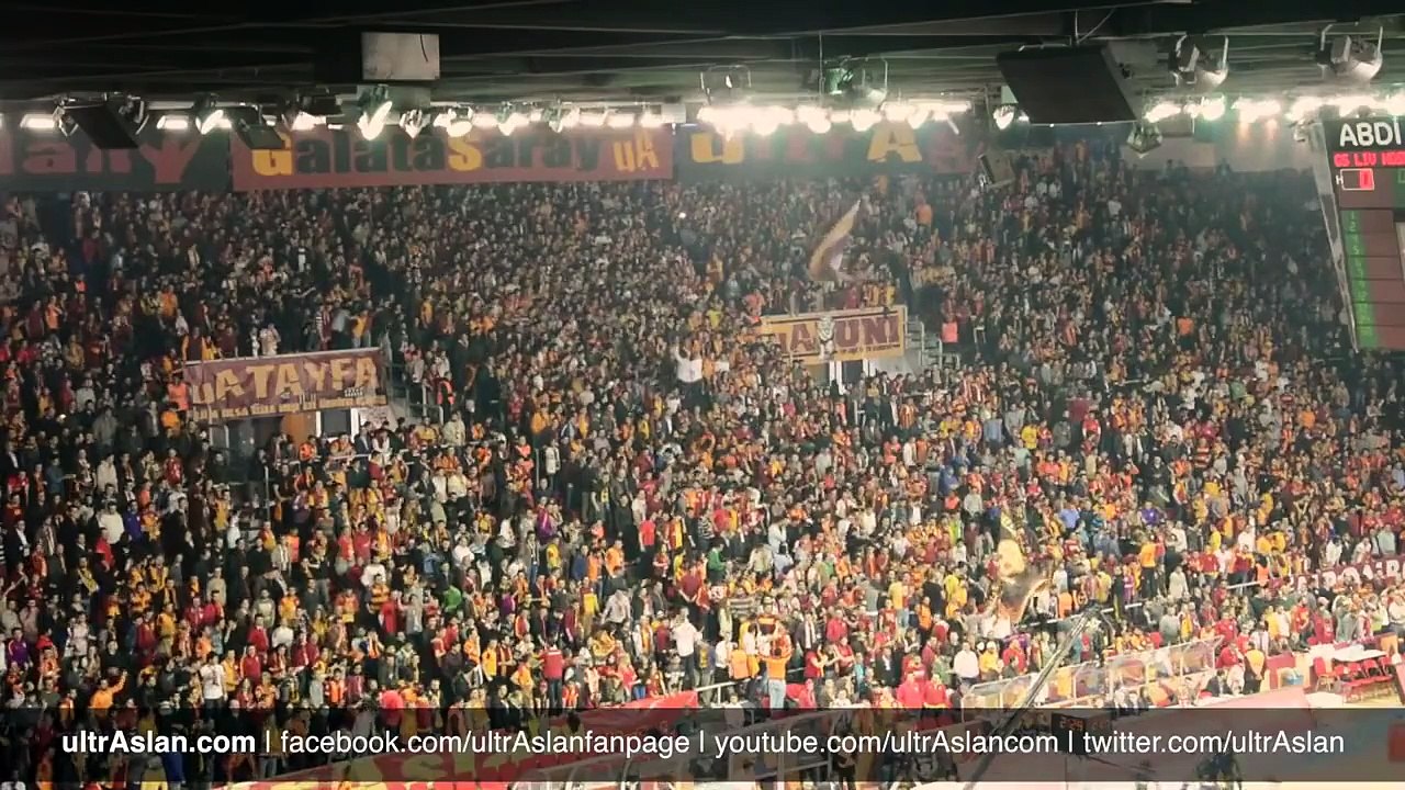 Great Galatasaray Fans in Basketball Game