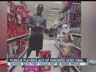 VIRAL: Purdue football player buys little girl surprise birthday gift