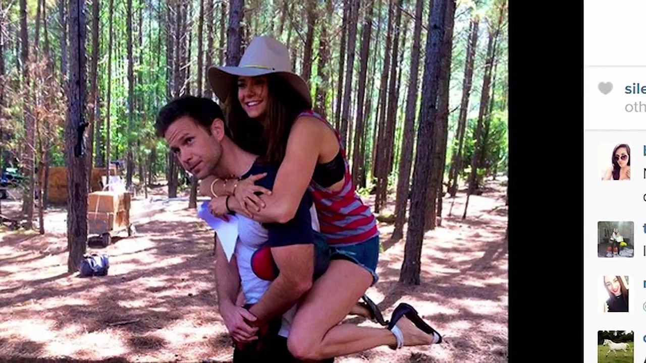 Nina Dobrev Crying Goodbye to "The Vampire Diaries"