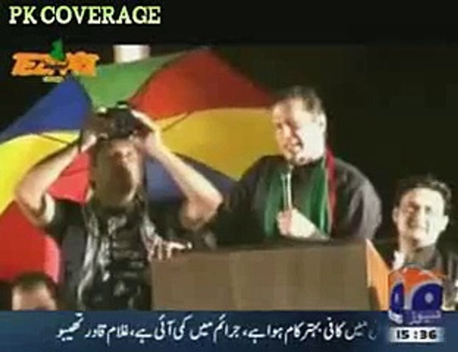 funny imran khan jalsa .. (tezabbi totay)  must watch