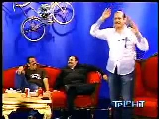 chavo fresa que va a misa de guerra de chistes