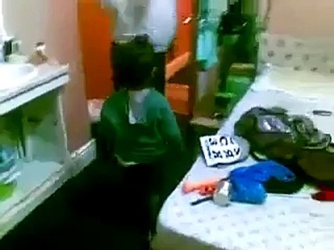 Pehla banda hai j0 Shaadi Se Inkar Kr rha hy