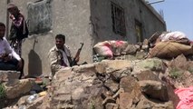 القوات الموالية لهادي توسع سيطرتها في جنوب اليمن
