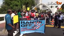 Parliament protest: 'Pro-US TPPA must be debated in parliament'