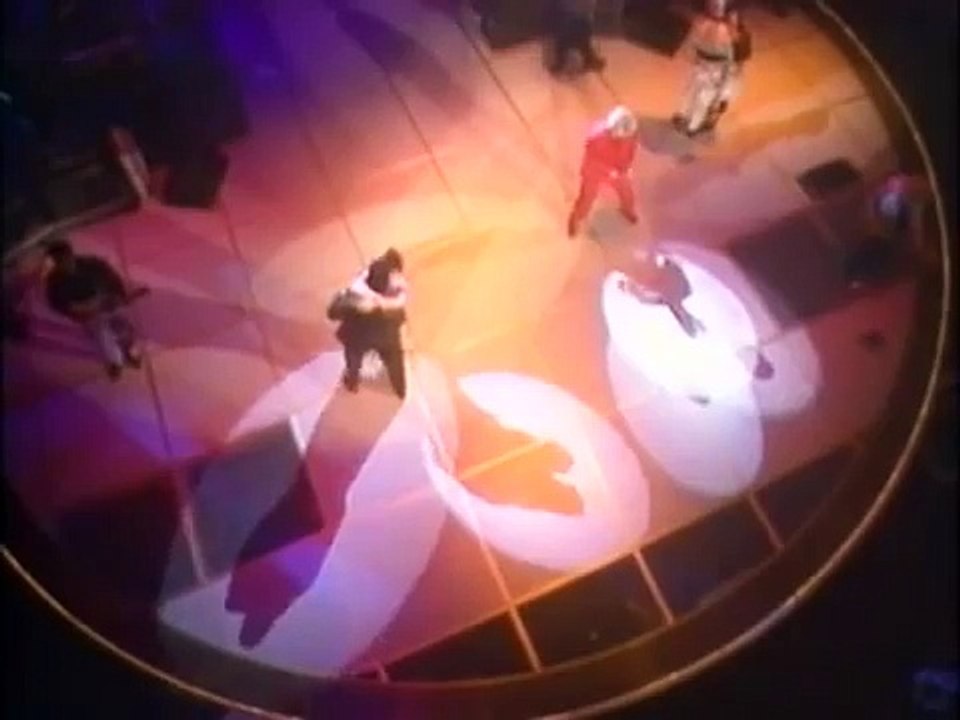 DAVID BOWIE - ABSOLUTE BEGINNERS - LIVE GLASS SPIDER TOUR 1987