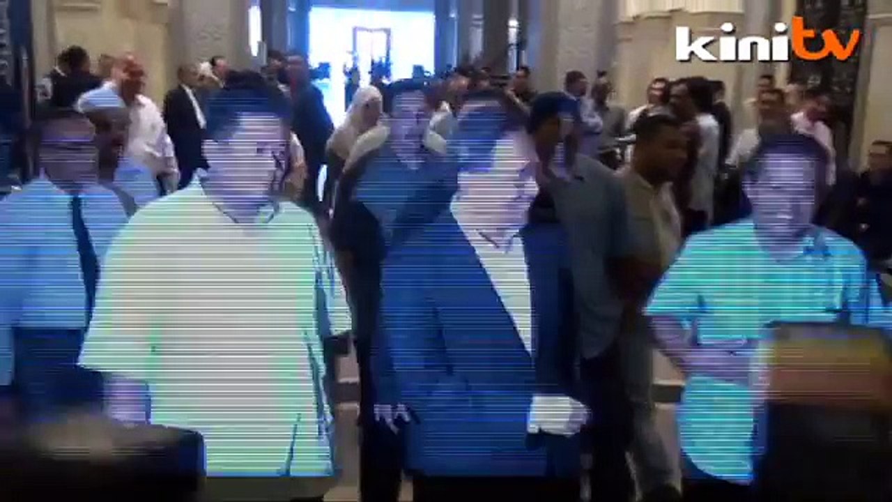 Anwar wants Shafee dropped from sodomy acquittal appeal